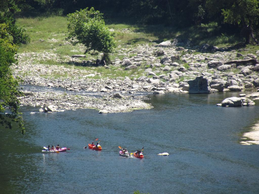 Camping Les Chenes Chauzon Bagian luar foto